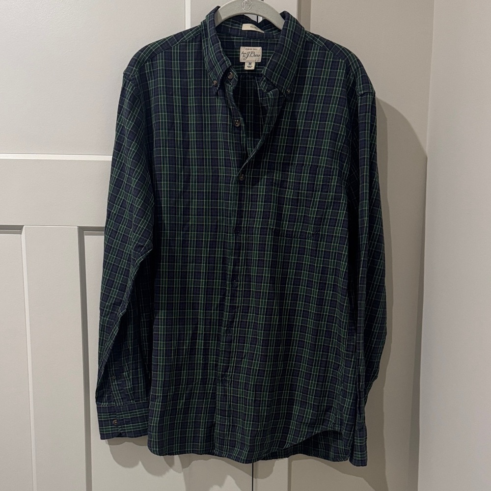 J Crew Men’s Dark Green Plaid Button Down Shirt